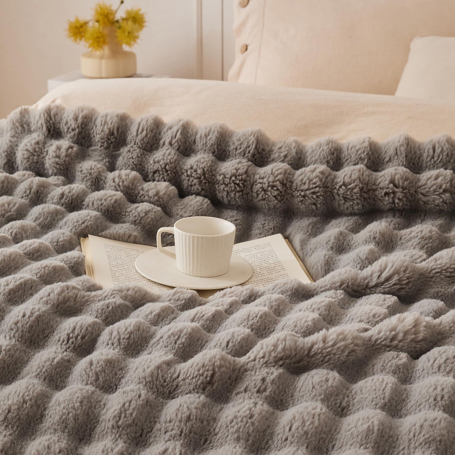 COOVA Faux Fur Throw Blanket for Couch, Cozy Soft and Fuzzy Plush Rabbit Fur Bubble Blanket for Sofa Bedroom Living Room, 50x60 Inches Tie Dye Brown